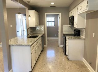 5017 Brookview Dr, Sachse, TX 75048