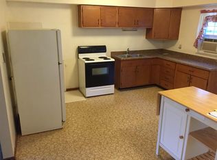 124 Edgewood Cir APT 3, Industry, PA 15052