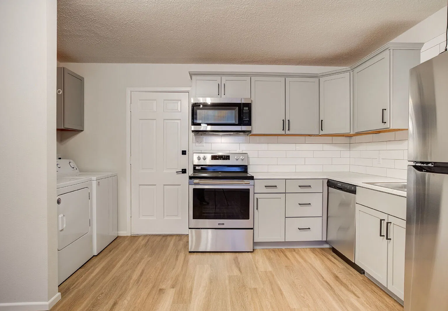2 bed, 1.0 bath, 1000 sqft, $950 — Photo 4