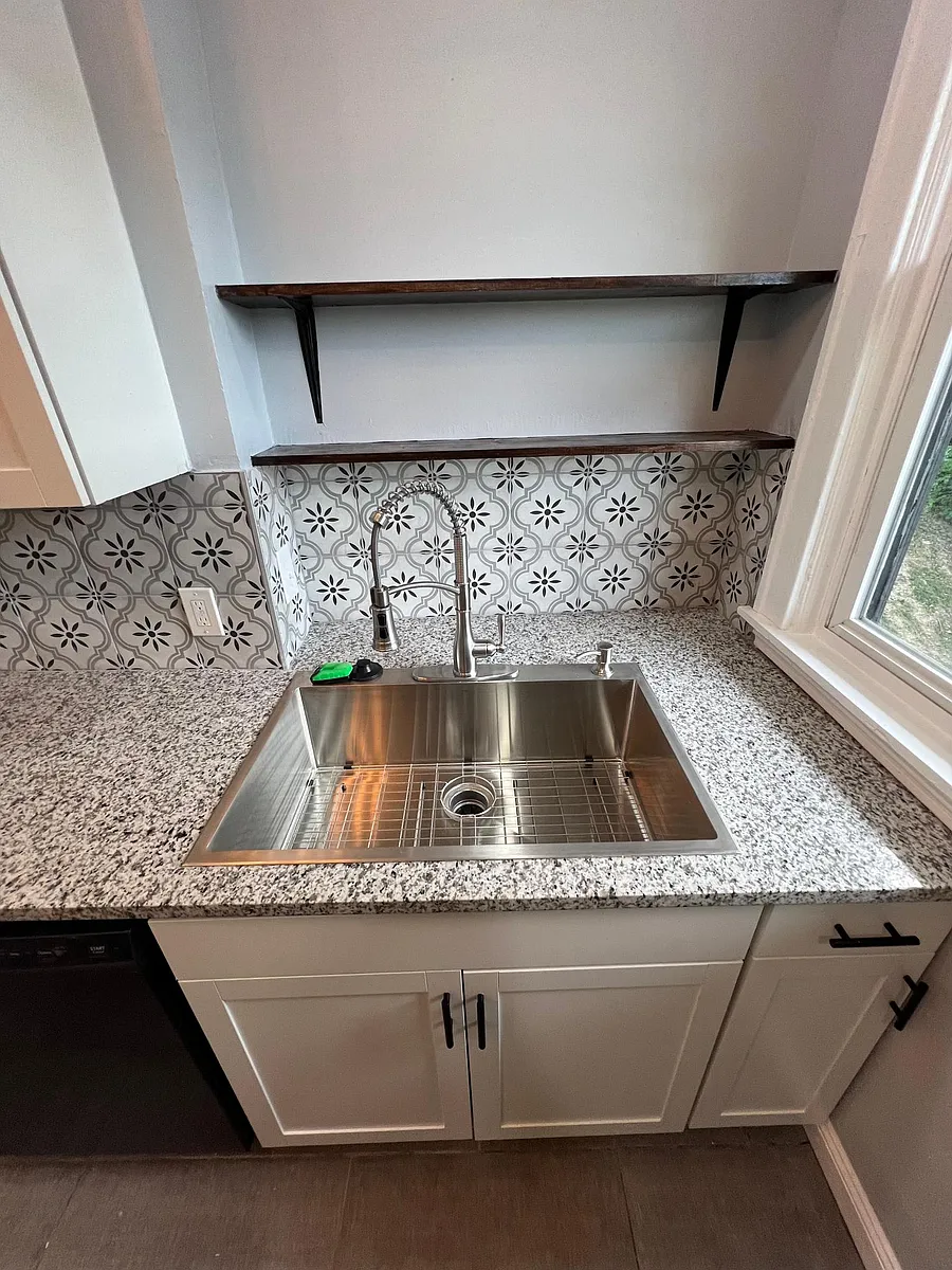 Building Photo - 885 Blair Ave #2