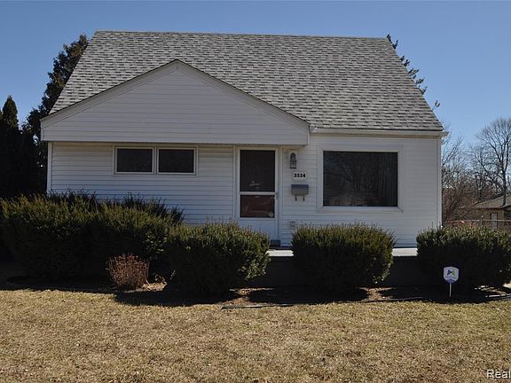 2nd image of 3534 Woodland Ave