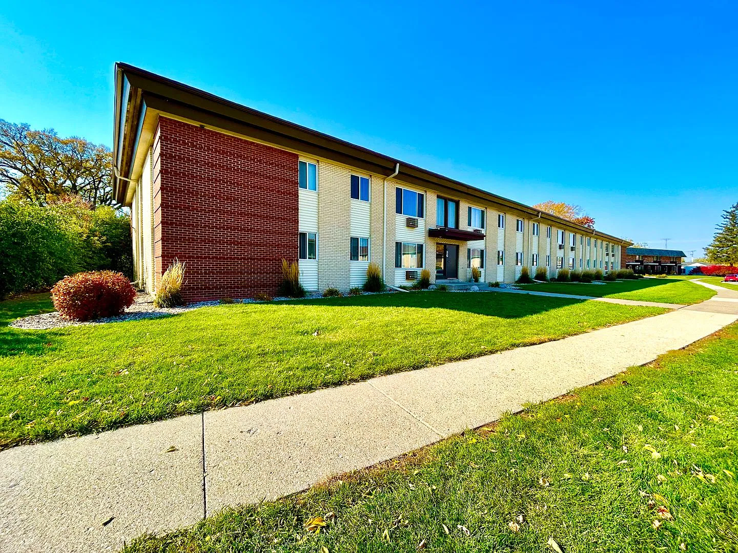 Reid Terrace — Photo 1