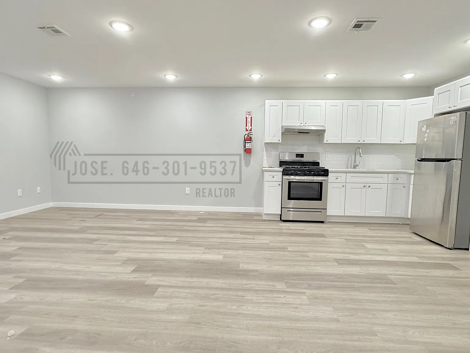 1 bed, $1,909 — Photo 2