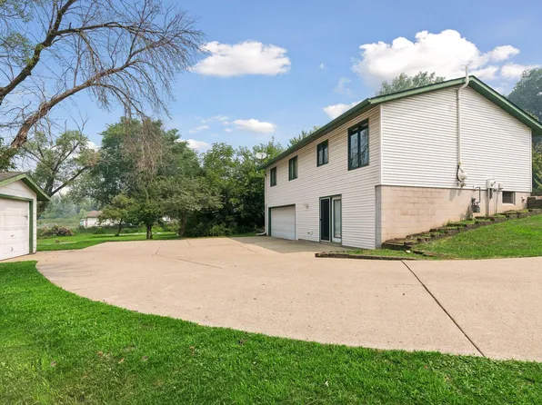 1415 11th Ave, Newport, MN 55055