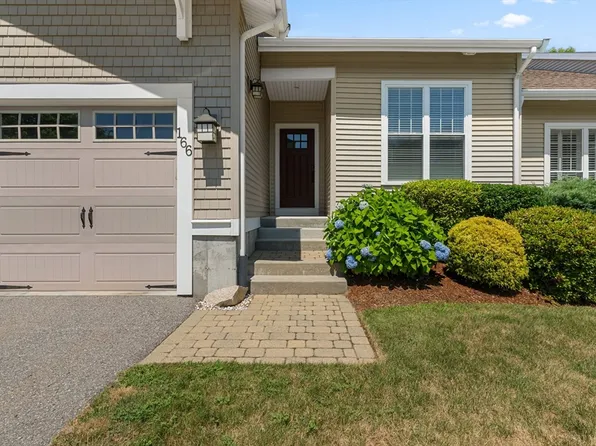 166 Walden Way #166, Milford, MA 01757