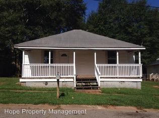 150 Grady Smith St, Grantville, GA 30220