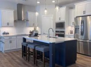 13764 Hollybrook Cir, Apple Valley, MN 55124