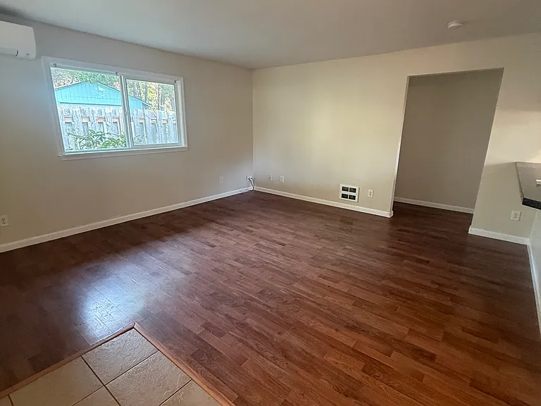 2261 Old Mill Rd — Photo 6