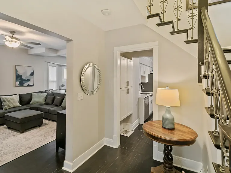 225 W Park Ave #1 — Photo 18