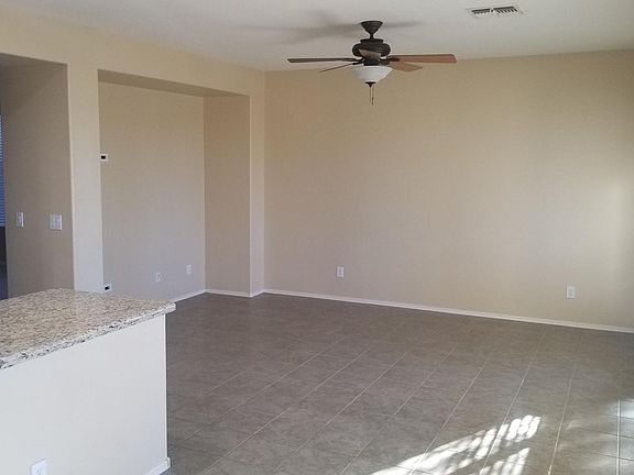 Living room adjacent to kitchen / dining