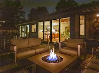 3955 Burchett Pl, Saanich, BC V8N 6C2