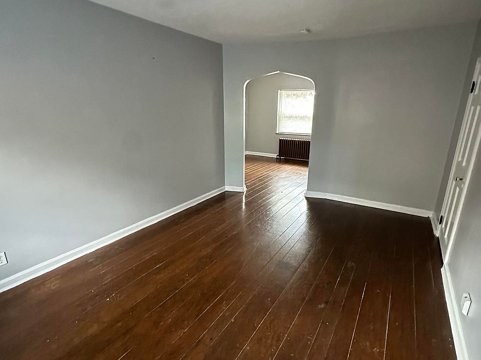 2nd image of 709 Elberon Ave APT 1