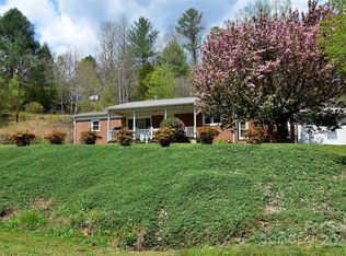 5360 Franklin Pl, Collettsville, NC 28611