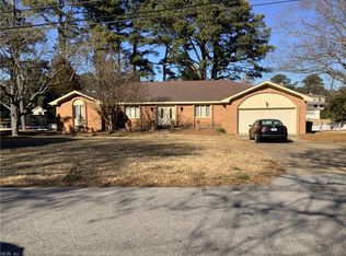 2200 Windward Shore Dr, Virginia Beach, VA 23451