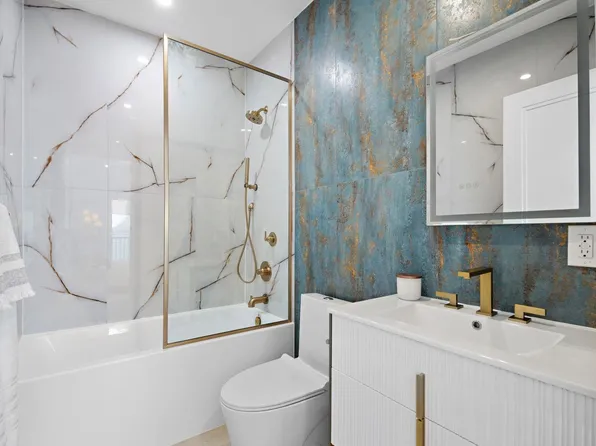 322 3rd Street image 17 of 25