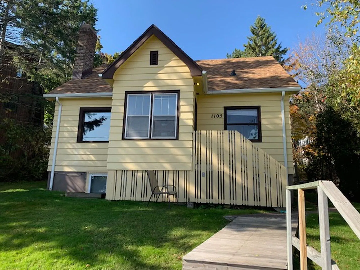 Duluth, MN - 4 bedroom - 2 bathroom — Photo 1