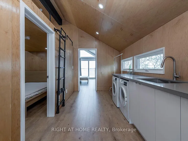 405 Limerick St — Photo 19
