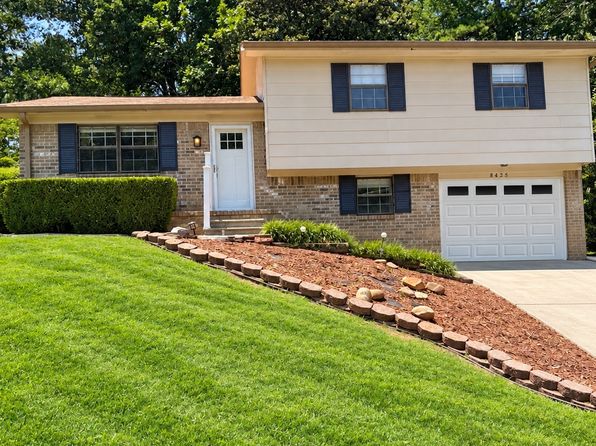 8425 Shadowood Dr