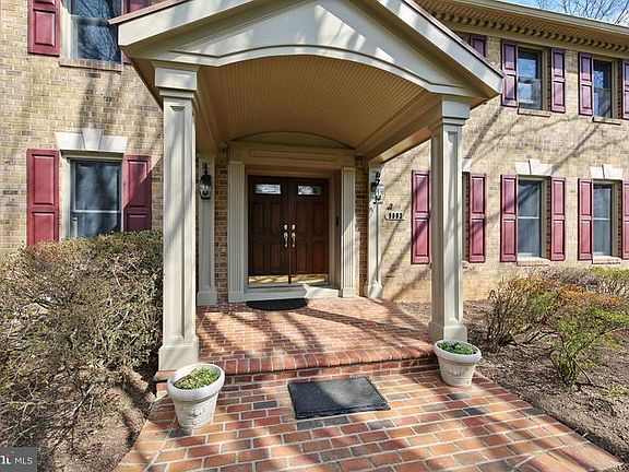 2nd image of 9003 Shad Ln