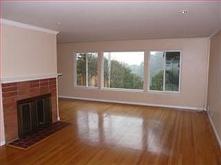 3rd image of 1390 Claremont Dr