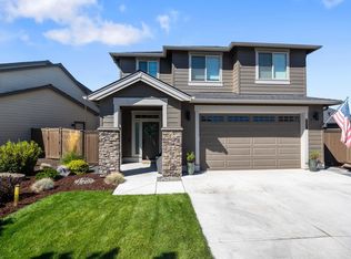 4361 SW 36th St, Redmond, OR 97756