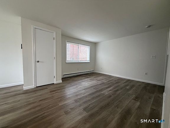 3rd image of 252 Blakeslee St APT 4