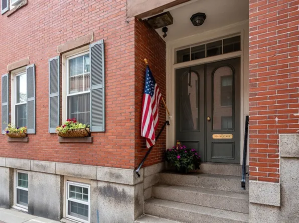 20 Chestnut St #1, Boston, MA 02129