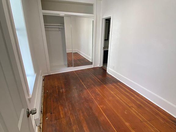 2nd image of 422 N Yellowstone St #2