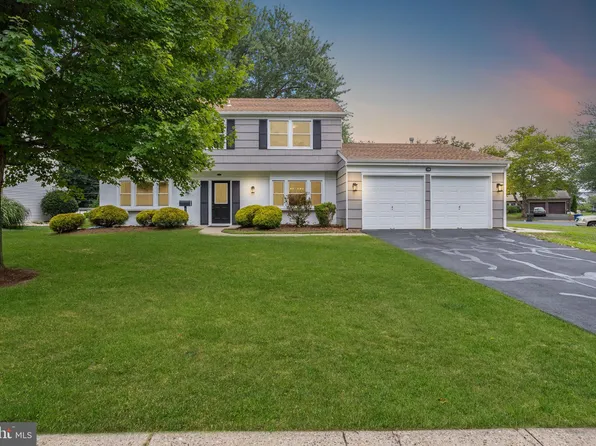 36 Nevada Ln, Willingboro, NJ 08046