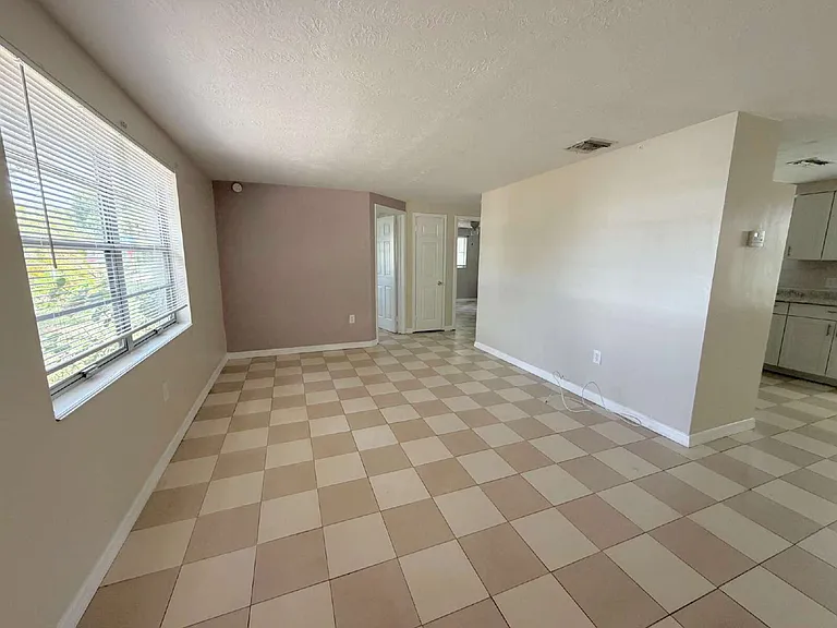 6606 Jackson St — Photo 6