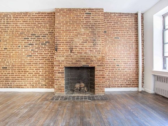 3rd image of 246 E 71st St APT 2D