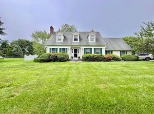73 Gregory Way, Calverton, NY 11933
