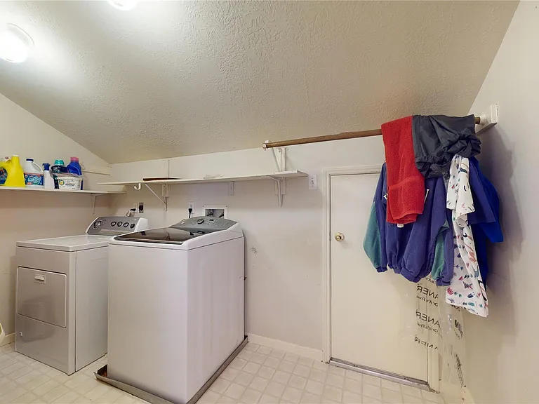 17319 Jackson Pines Dr — Photo 27