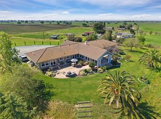 20820 E Acampo Rd, Clements, CA 95227