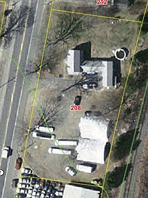 2nd image of 208 Main St