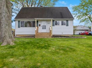 1239 Carbone Dr, Columbus, OH 43224