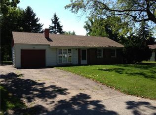 7801 Warwick Ave, Darien, IL