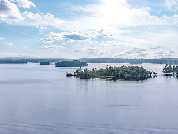 3rd image of 185 Lakeside Landing Road