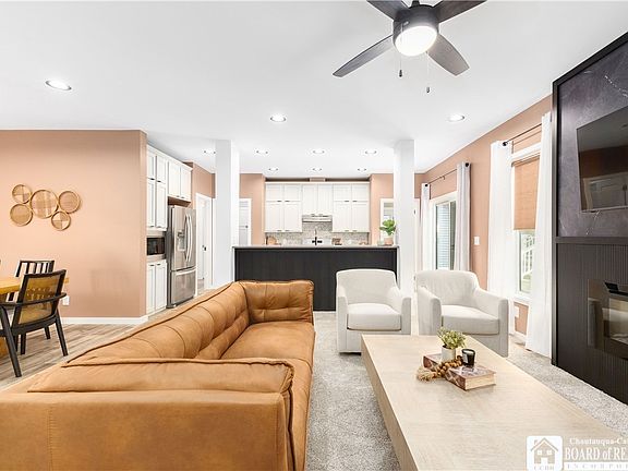 5th image of 2133 Flavia Ln