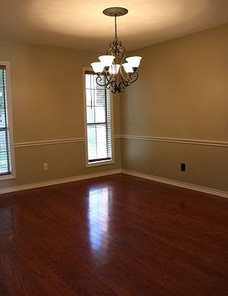 5th image of 4108 Bedford Dr