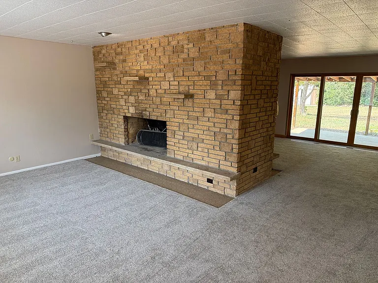 1575 S Marshall St — Photo 9