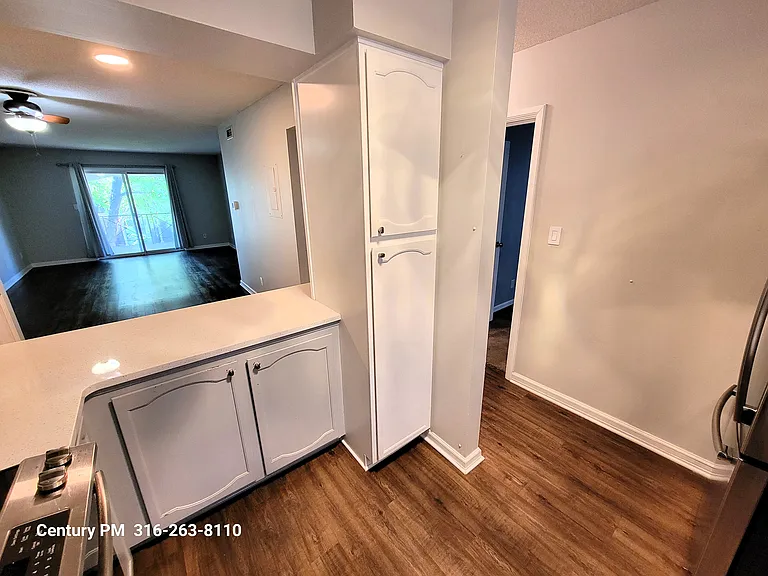 719 N Stackman Dr #D — Photo 21
