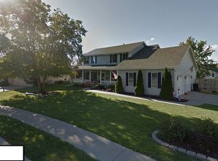 16133 Edna St, Omaha, NE 68136