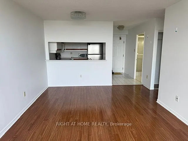 250 Webb Dr #701 — Photo 8