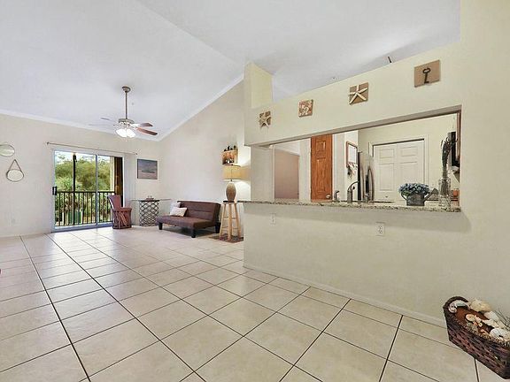 5th image of 12000 Veracruz Dr #1