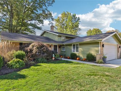 26501 Waterbury Cir, North Olmsted, OH, 44070