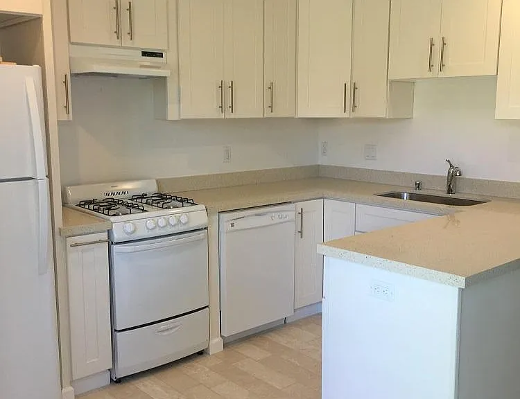 426 Even St #2 — Photo 4