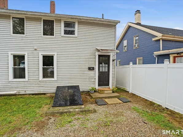 67 Pomfret Street, Putnam, CT 06260