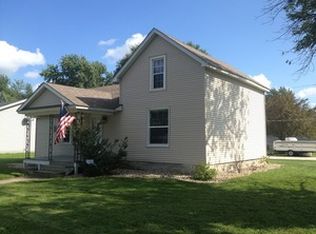 402 S Jackson St, Gardner, IL 60424