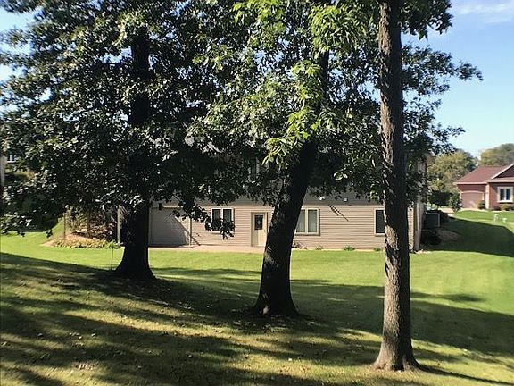 4th image of 3360 Arrowwood Ln